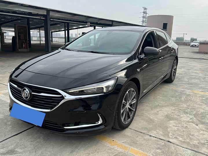 Фото 1 - Buick LaCrosse