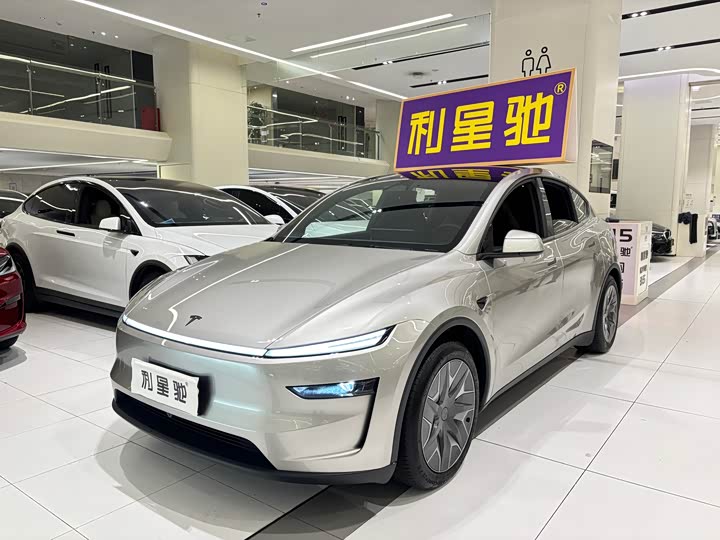 Photo 1 - Tesla Model Y