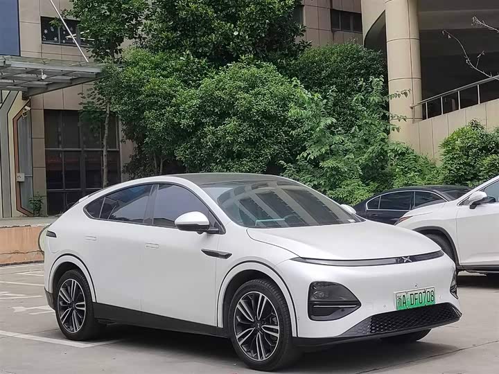 Фото 3 - XPeng G6