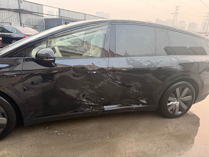 Фото 4 - LiXiang i8