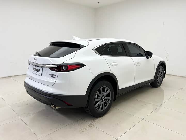 Photo 6 - Mazda CX-4