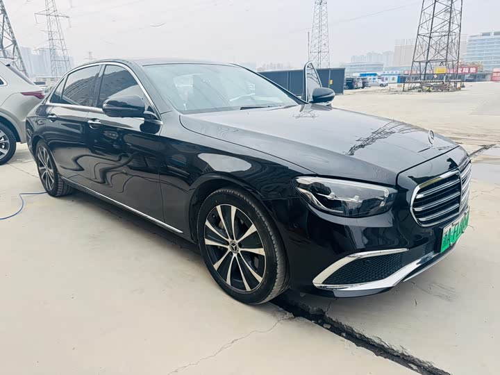 Фото 3 - Mercedes-Benz E-Class Hybrid