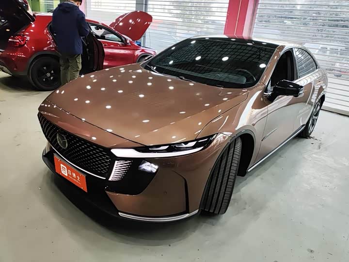 Фото 1 - Mazda EZ-6