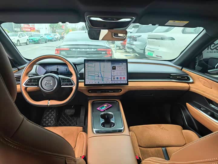 Фото 4 - Mazda EZ-6