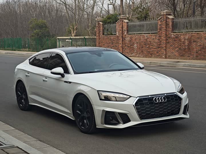 Фото 3 - Audi A5