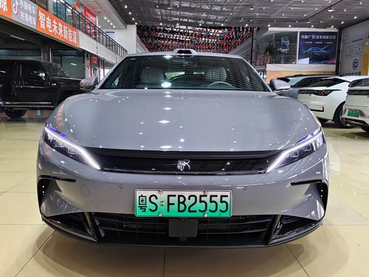 Фото 2 - BYD Han