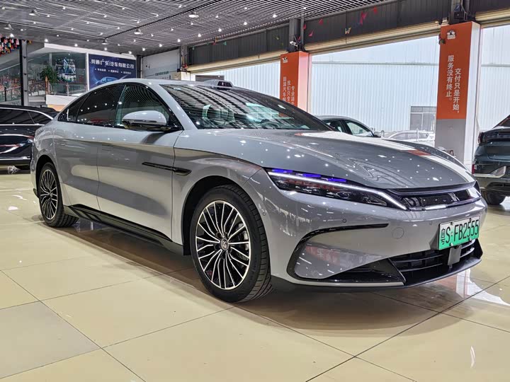 Фото 3 - BYD Han