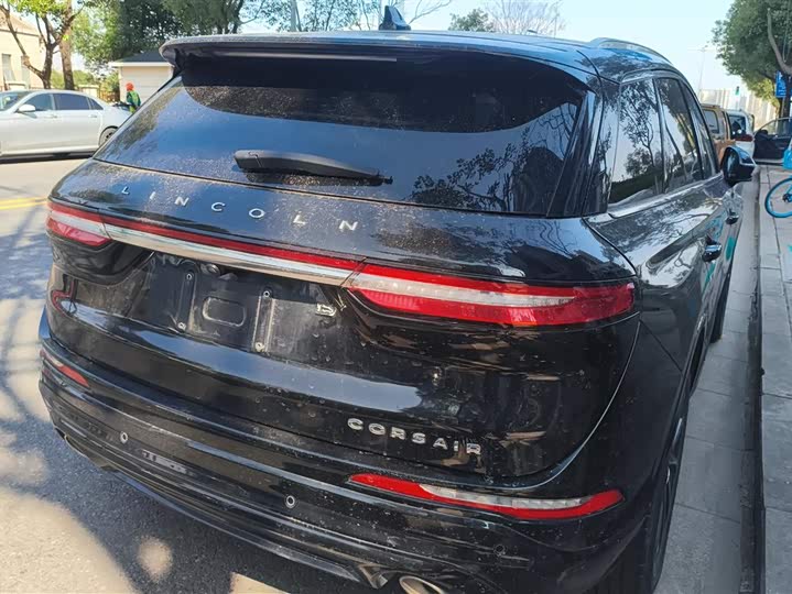 Фото 3 - Lincoln Corsair Hybrid