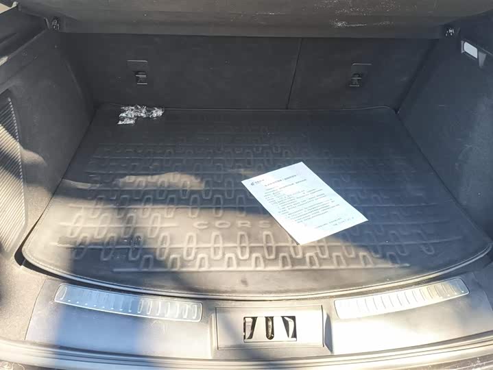 Фото 4 - Lincoln Corsair Hybrid