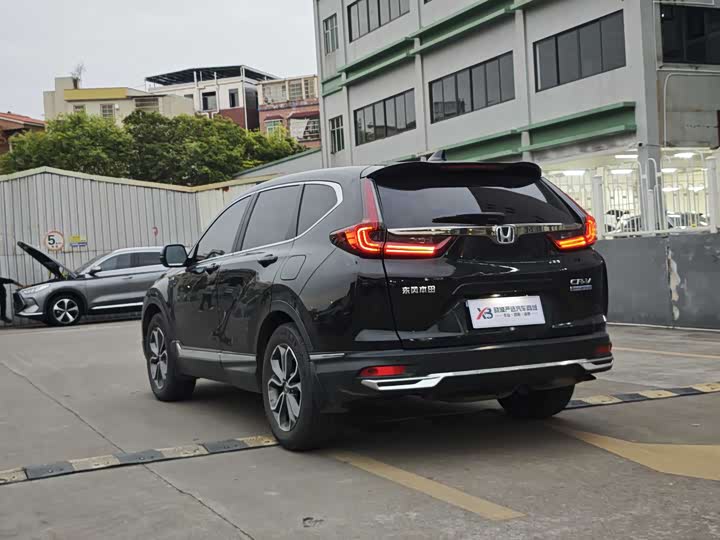 Фото 8 - Honda CR-V