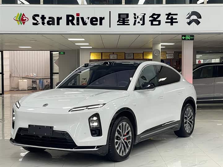 Фото 1 - Nio EC6