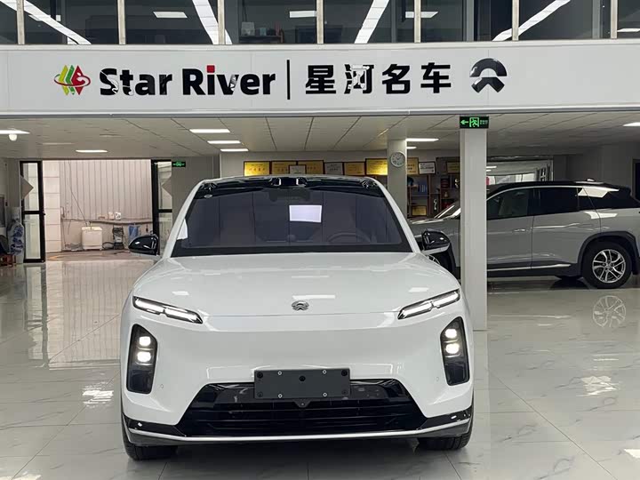 Фото 2 - Nio EC6