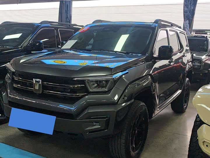 Фото 1 - Tank 400 Hybrid