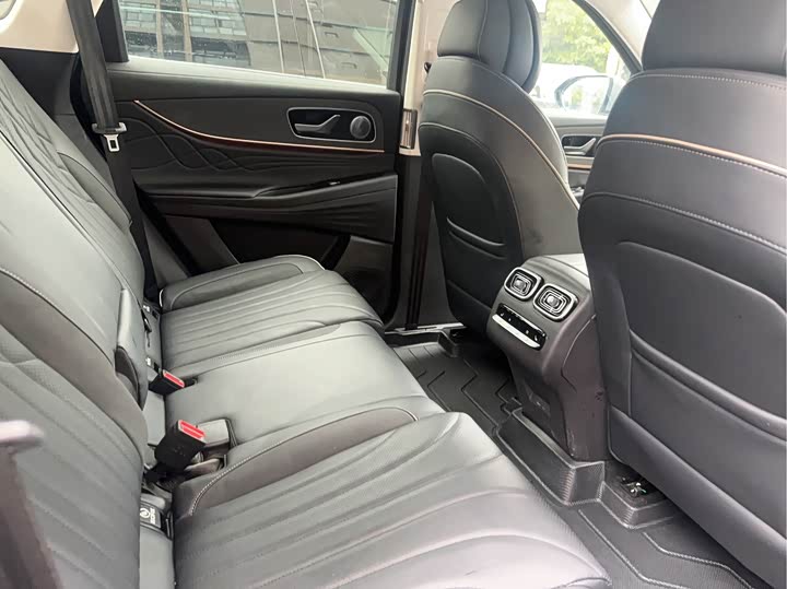 Фото 6 - Chery Tiggo 9