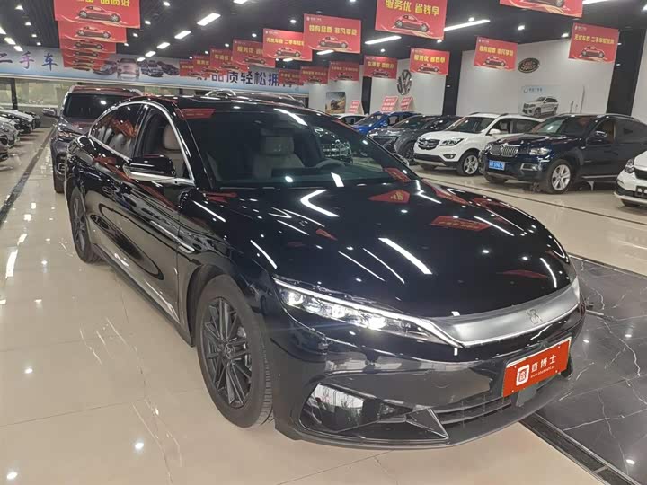 Фото 3 - BYD Han