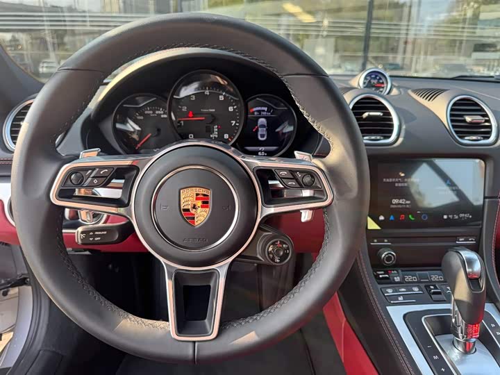 Фото 6 - Porsche 718