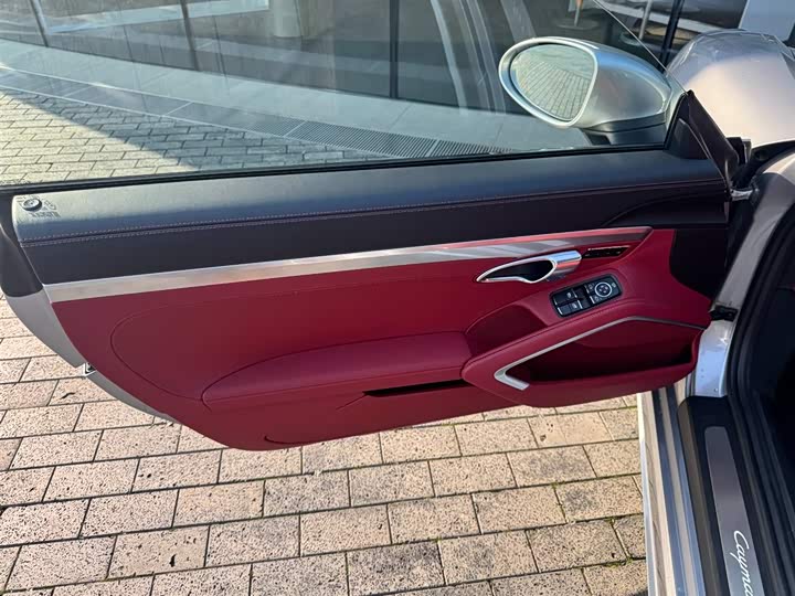 Фото 7 - Porsche 718