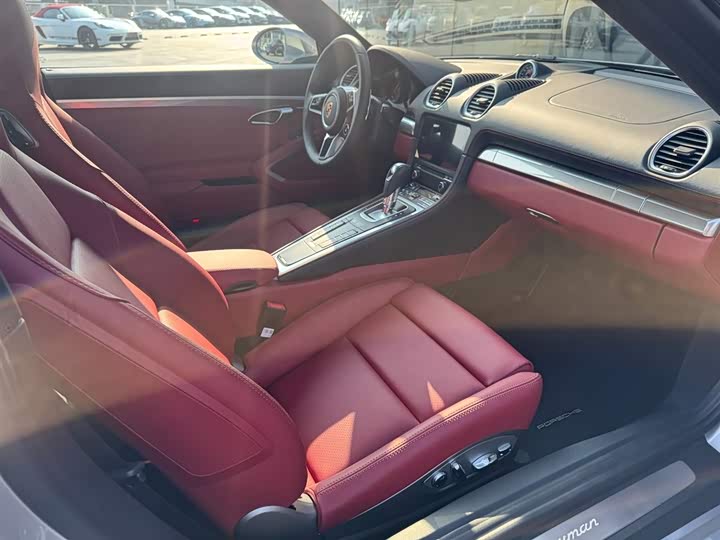 Фото 9 - Porsche 718