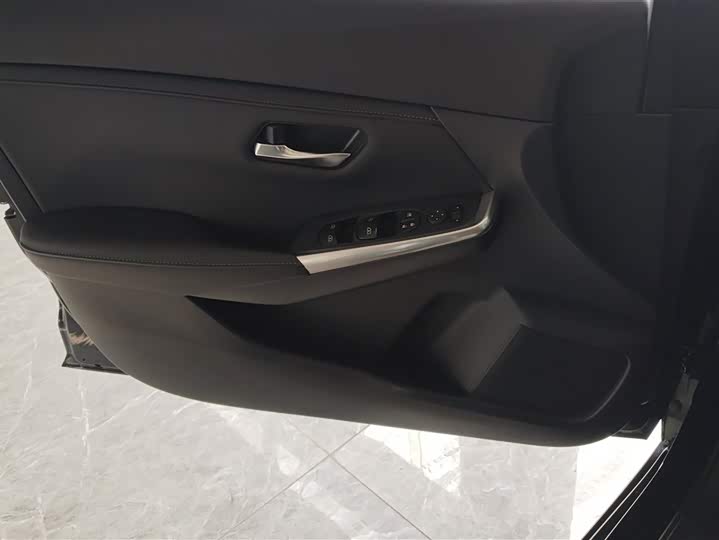 Фото 7 - Nissan Sylphy