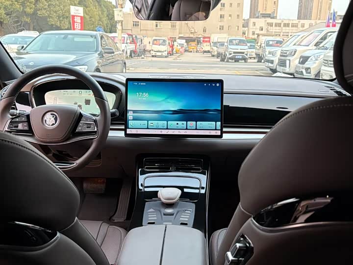 Фото 4 - BYD Han