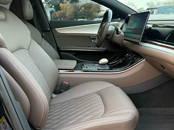 Фото 5 - BYD Han