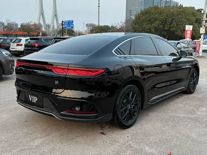 Фото 9 - BYD Han