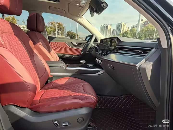 Photo 9 - Hongqi HS5