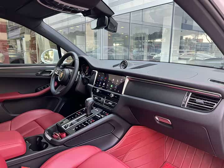 Фото 8 - Porsche Macan