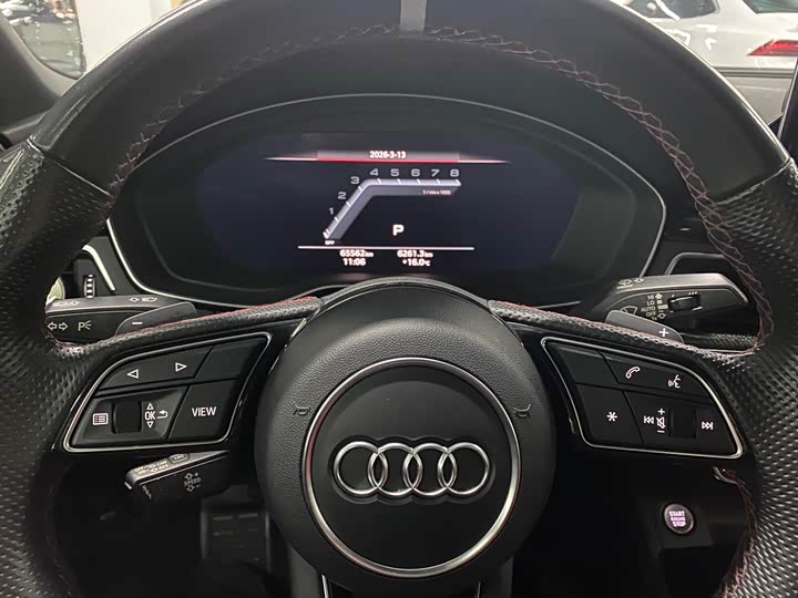 Фото 4 - Audi S4