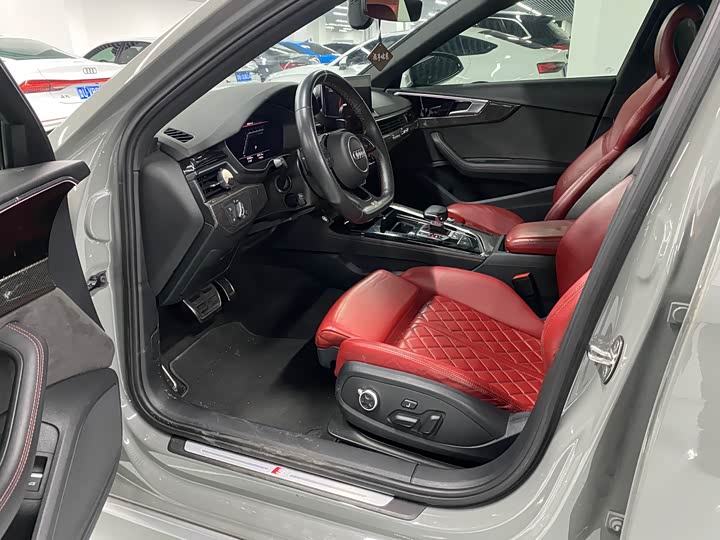 Фото 6 - Audi S4