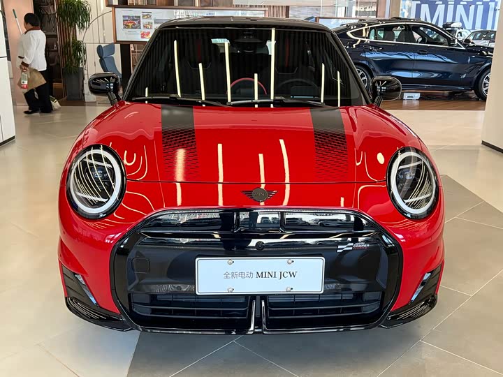 Photo 2 - Mini Cooper JCW