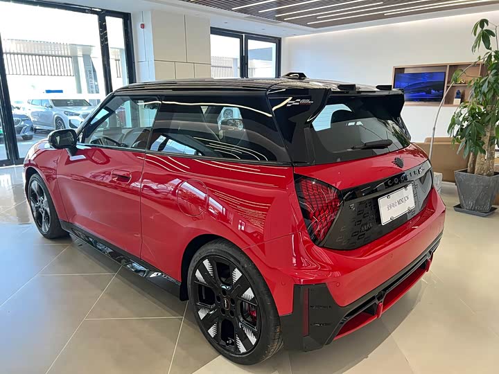 Photo 7 - Mini Cooper JCW