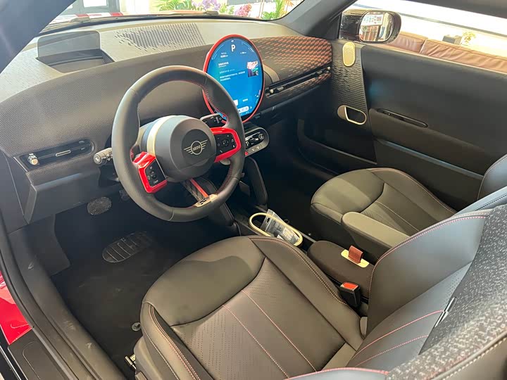 Photo 9 - Mini Cooper JCW