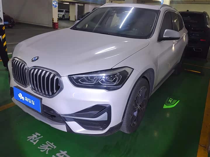 Фото 1 - BMW X1