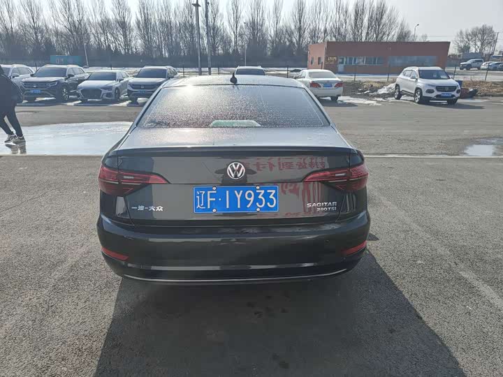 Фото 4 - Volkswagen Sagitar L