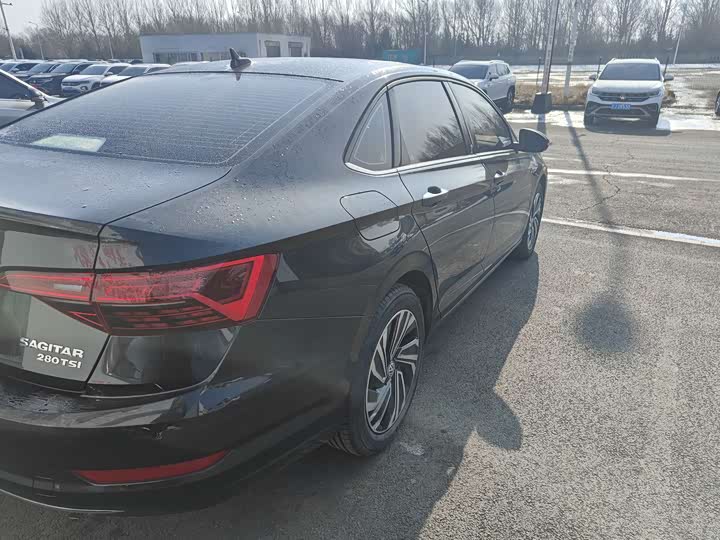 Фото 7 - Volkswagen Sagitar L