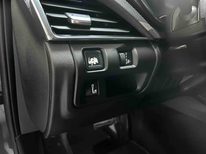 Фото 9 - Cadillac CT5