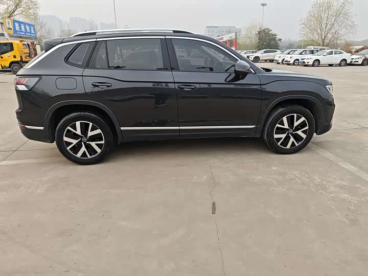 Photo 7 - Volkswagen Tayron