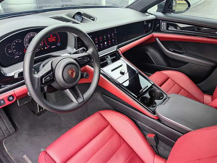 Photo 4 - Porsche Panamera