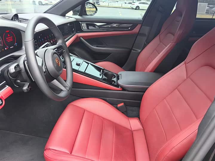 Photo 5 - Porsche Panamera