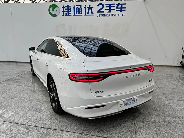 Фото 7 - Luxeed S7