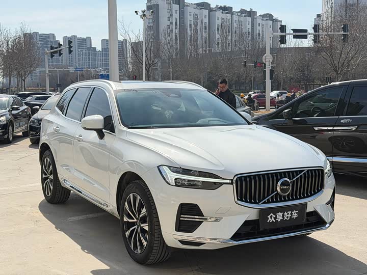 Фото 3 - Volvo XC60