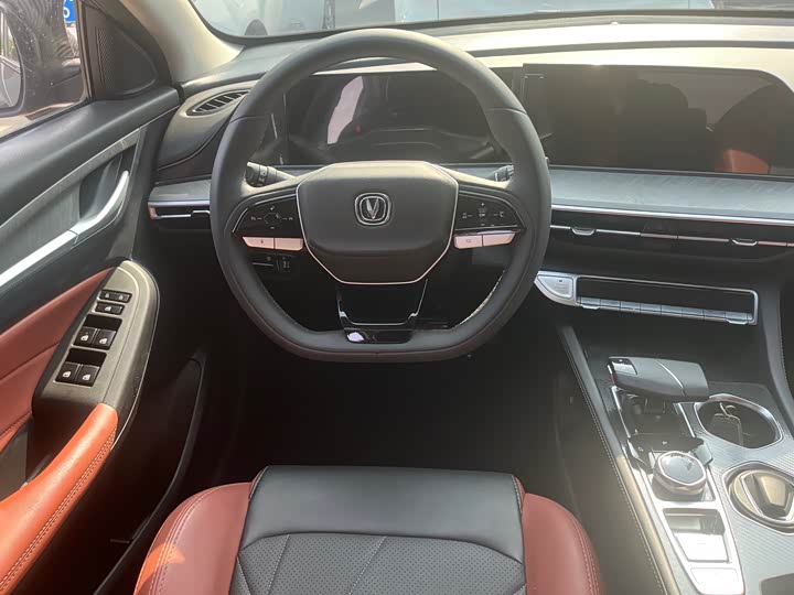 Фото 7 - Changan Eado Plus