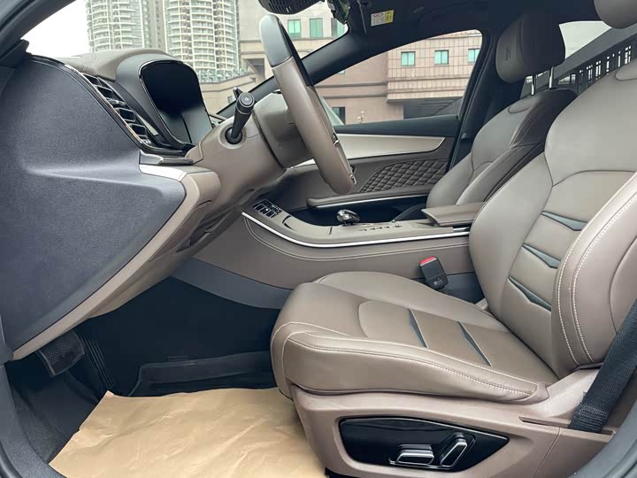 Фото 4 - BYD Han