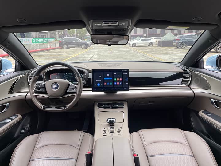 Фото 6 - BYD Han