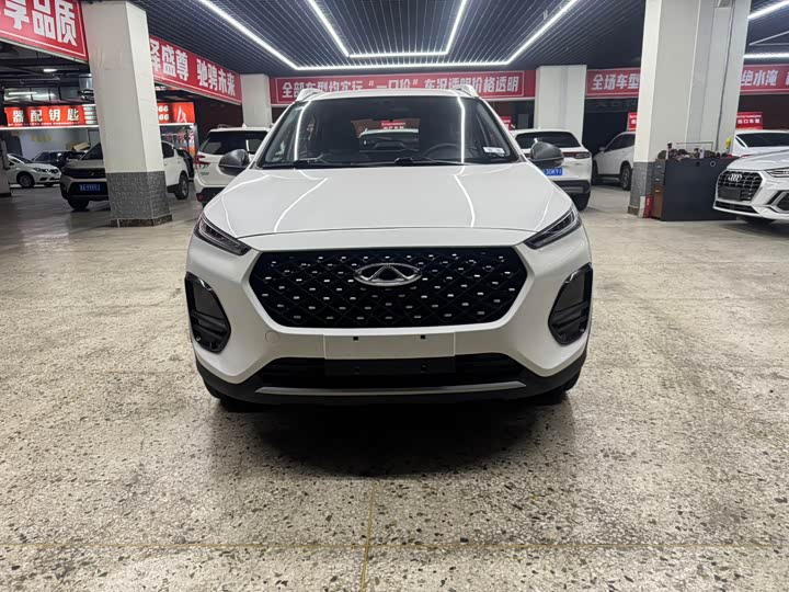 Фото 2 - Chery Tiggo 3x