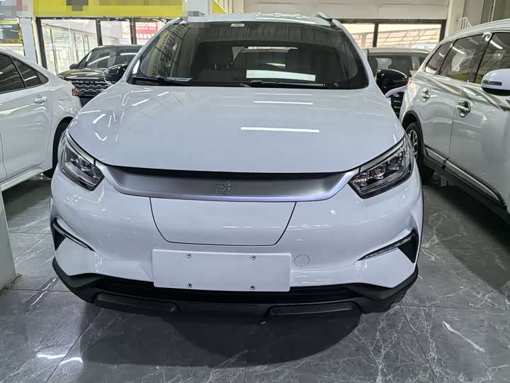 Фото 2 - BYD Yuan Pro