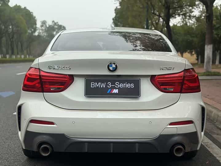Zdjęcie 8 - BMW 1 Series