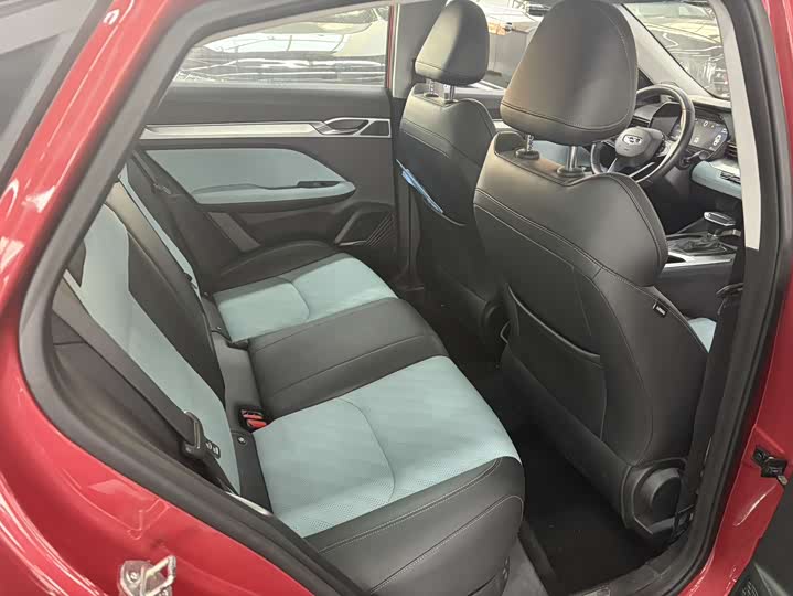 Geely Emgrand L 2022 2022款 1.4T CVT尊贵型