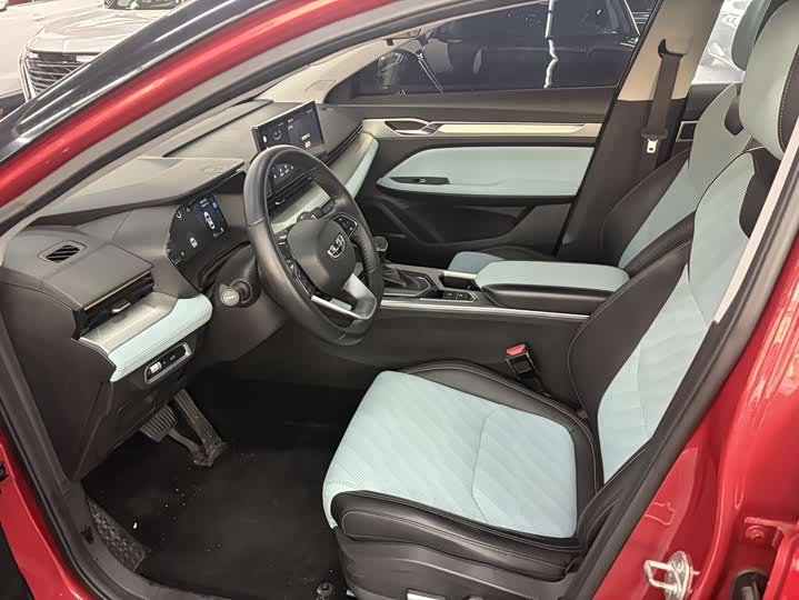 Geely Emgrand L 2022 2022款 1.4T CVT尊贵型